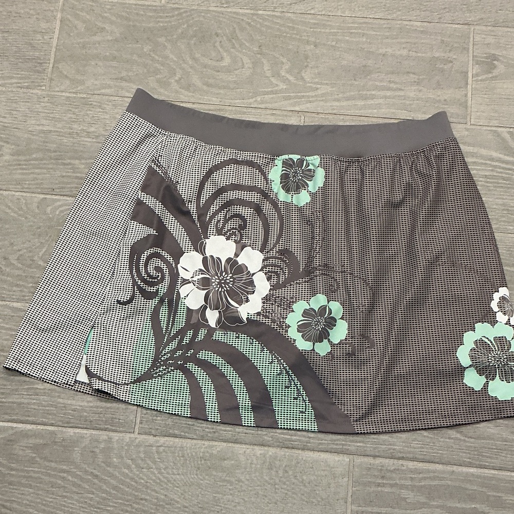 Tail Gray and Green Floral Golf Pickleball Mini Skort Women’s Sz XXL